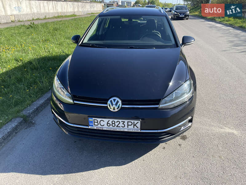 Універсал Volkswagen Golf 2018 в Львові