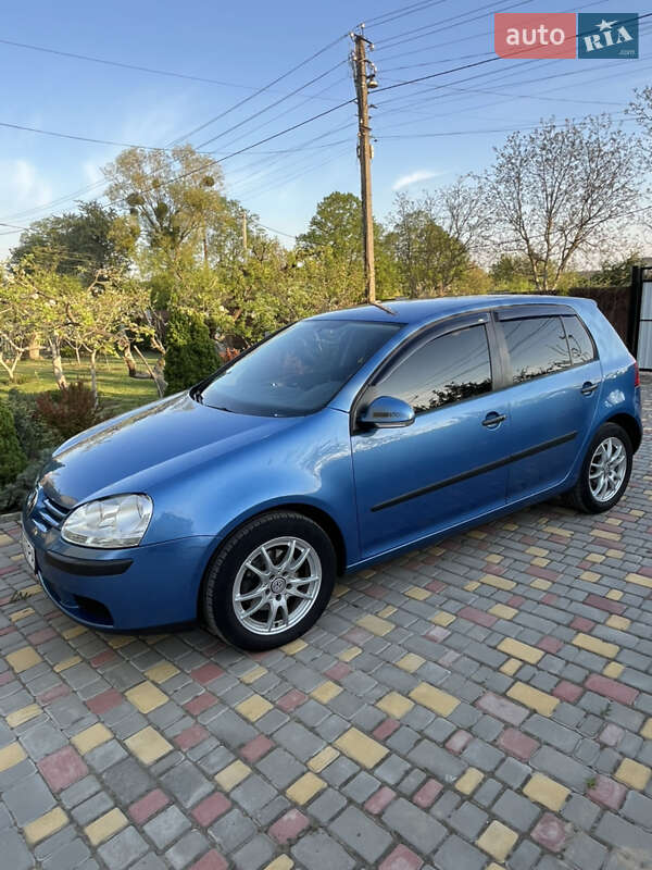 Volkswagen Golf 2005