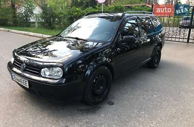 Універсал Volkswagen Golf 2002 в Броварах