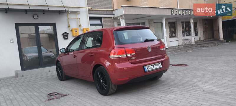 Хэтчбек Volkswagen Golf 2009 в Мукачево