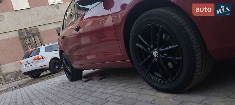Хэтчбек Volkswagen Golf 2009 в Мукачево