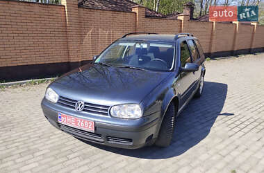 Универсал Volkswagen Golf 2002 в 
