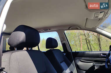 Универсал Volkswagen Golf 2002 в 