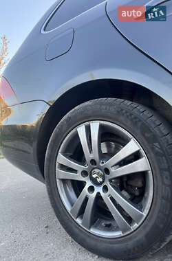 Универсал Volkswagen Golf 2010 в 