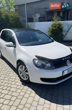 Хетчбек Volkswagen Golf 2010 в Івано-Франківську