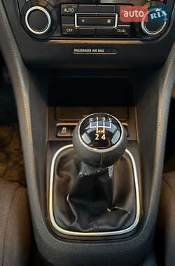 Універсал Volkswagen Golf 2010 в 