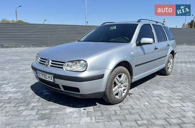 Универсал Volkswagen Golf 2002 в Каменец-Подольском