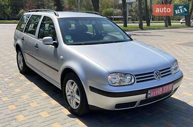 Универсал Volkswagen Golf 2004 в Красилове