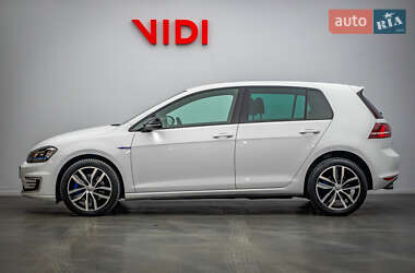 Хетчбек Volkswagen Golf 2015 в 