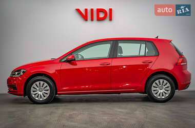 Хетчбек Volkswagen Golf 2020 в 