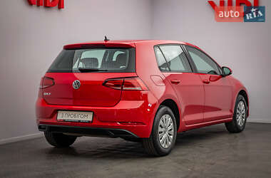 Хетчбек Volkswagen Golf 2020 в 