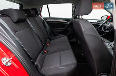 Хетчбек Volkswagen Golf 2020 в 
