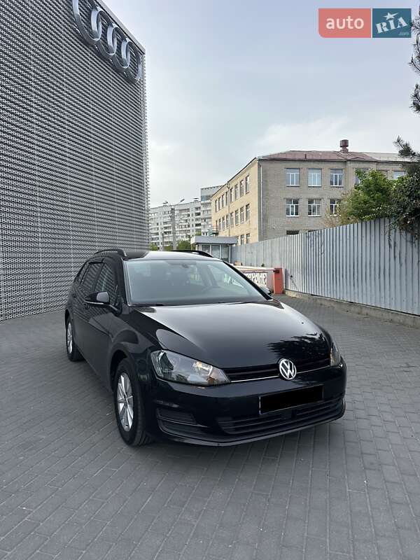 Универсал Volkswagen Golf 2015 в Харькове