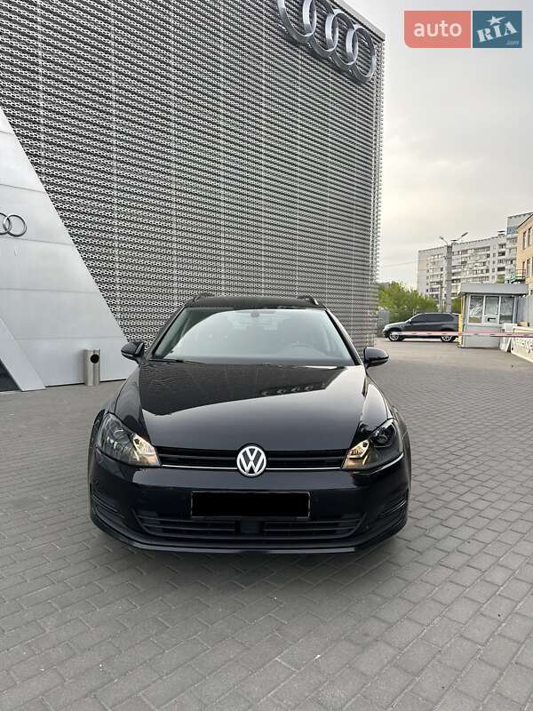 Универсал Volkswagen Golf 2015 в Харькове
