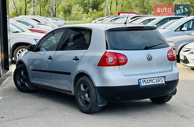 Хетчбек Volkswagen Golf 2007 в 