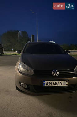Универсал Volkswagen Golf 2012 в 