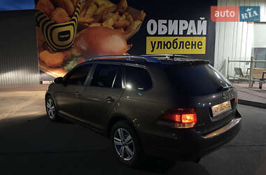 Универсал Volkswagen Golf 2012 в 