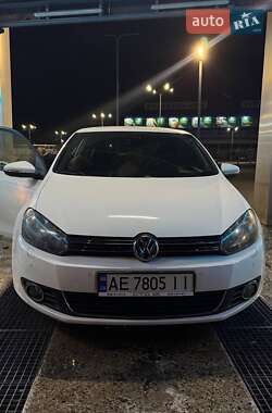 Хэтчбек Volkswagen Golf 2009 в 