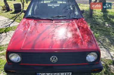 Хетчбек Volkswagen Golf 1984 в 