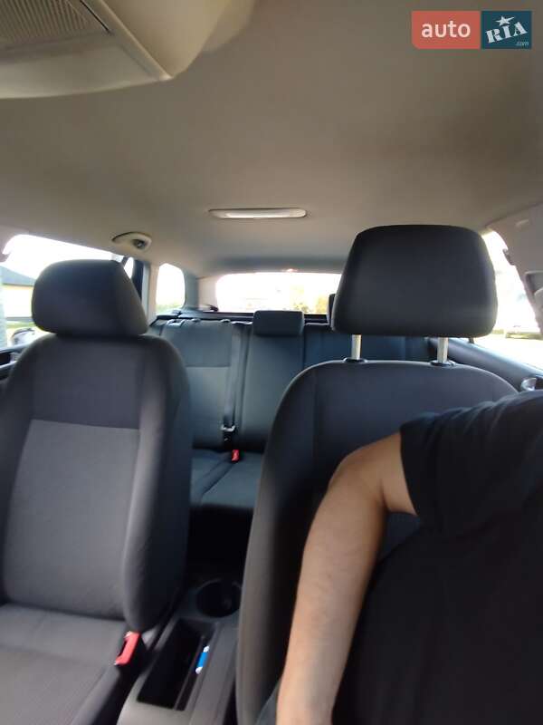 Универсал Volkswagen Golf 2009 в Ратным фото 25 Универсал Volkswagen Golf 2009 в Ратным