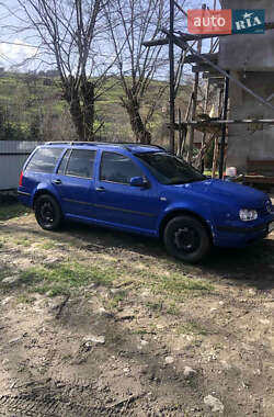 Універсал Volkswagen Golf 2000 в Рахові