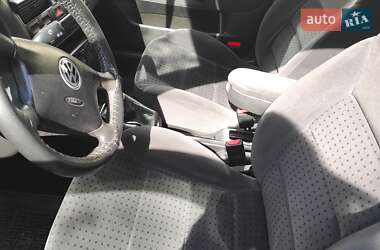 Универсал Volkswagen Golf 2000 в 