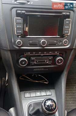 Універсал Volkswagen Golf 2012 в 