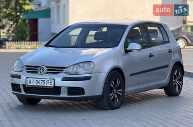 Хетчбек Volkswagen Golf 2006 в Звягелі