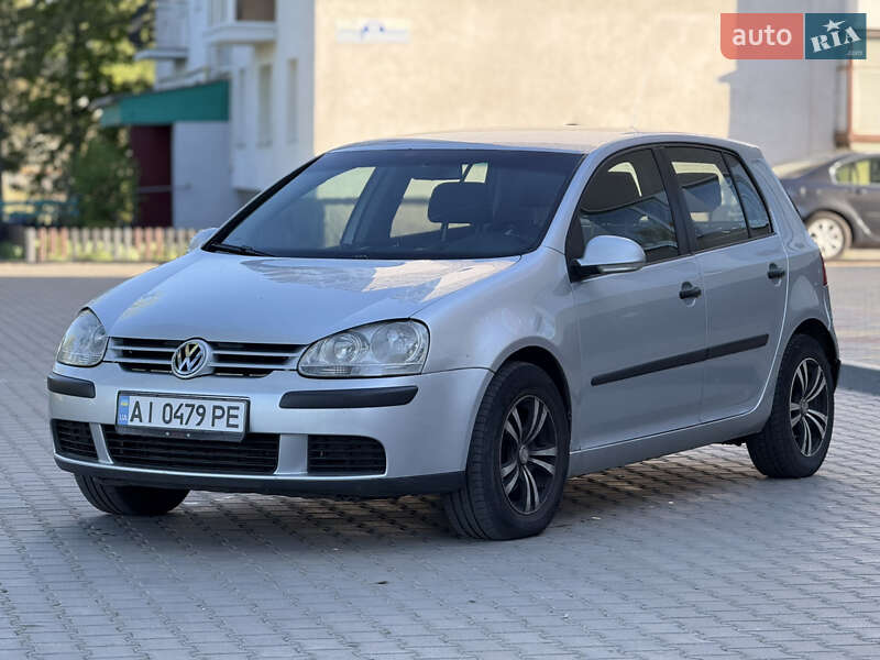 Хэтчбек Volkswagen Golf 2006 в 