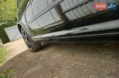 Хетчбек Volkswagen Golf 2001 в 