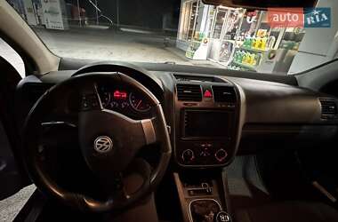 Хетчбек Volkswagen Golf 2008 в 
