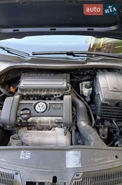 Хетчбек Volkswagen Golf 2007 в 