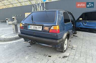 Хетчбек Volkswagen Golf 1988 в 