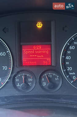 Хетчбек Volkswagen Golf 2005 в 