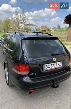 Универсал Volkswagen Golf 2013 в 