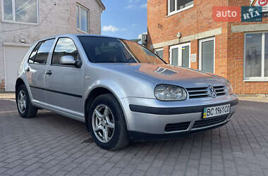 Хэтчбек Volkswagen Golf 2002 в Дрогобыче