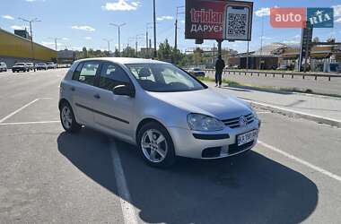 Хэтчбек Volkswagen Golf 2008 в Киеве
