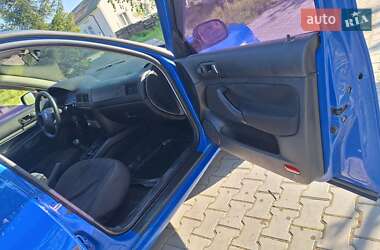 Хетчбек Volkswagen Golf 1999 в 