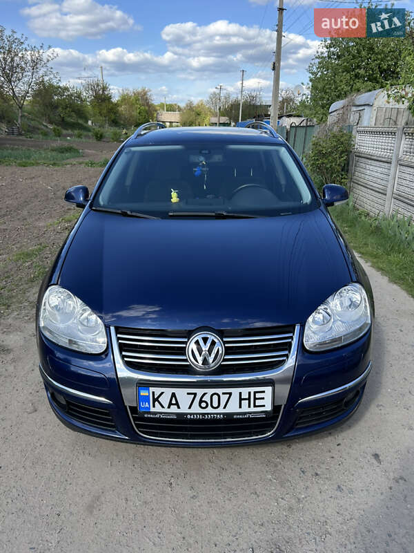 Універсал Volkswagen Golf 2008 в Фастові