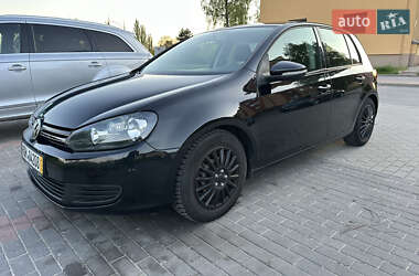 Хэтчбек Volkswagen Golf 2009 в 