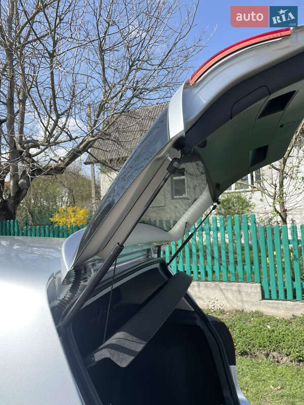 Хетчбек Volkswagen Golf 2008 в Івано-Франківську