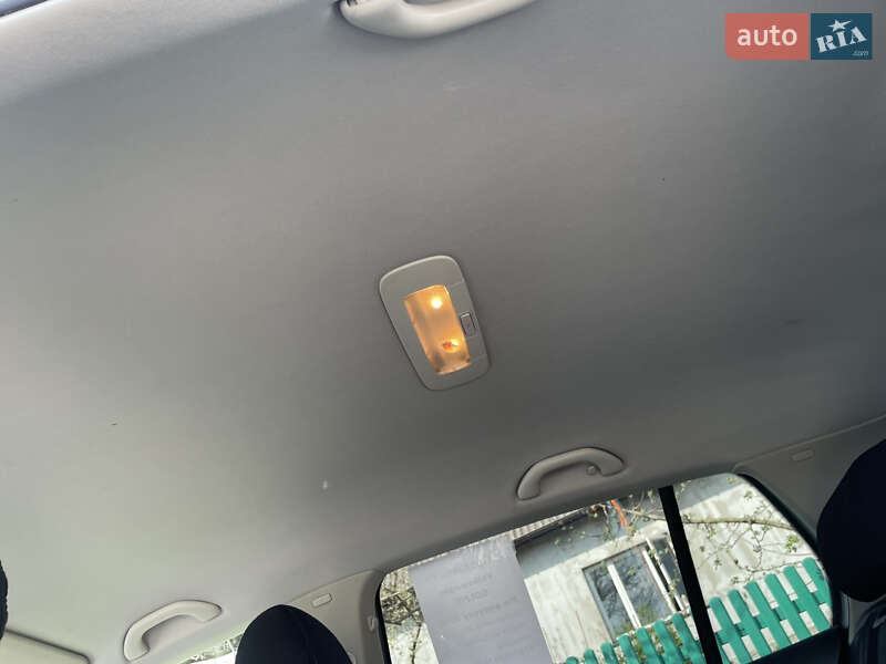 Хетчбек Volkswagen Golf 2008 в Івано-Франківську