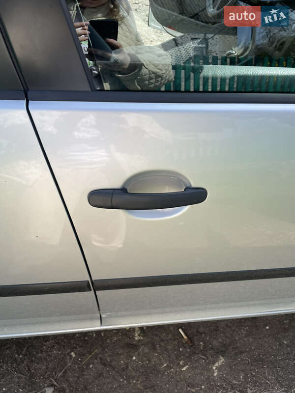 Хетчбек Volkswagen Golf 2008 в Івано-Франківську