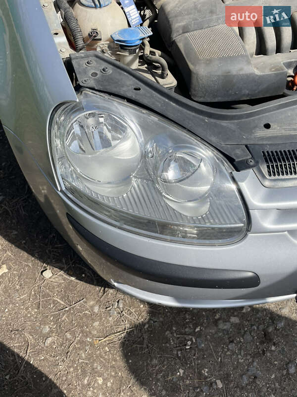 Хетчбек Volkswagen Golf 2008 в Івано-Франківську