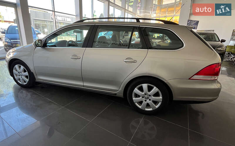 Універсал Volkswagen Golf 2008 в Шептицькому