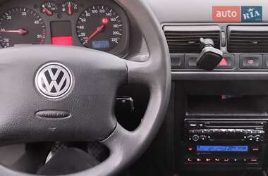 Универсал Volkswagen Golf 2001 в 