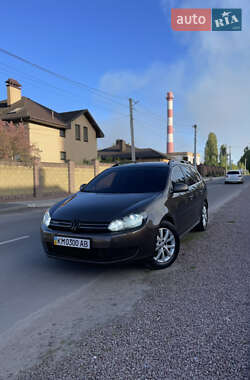 Універсал Volkswagen Golf 2011 в 