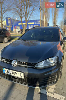 Универсал Volkswagen Golf 2015 в 