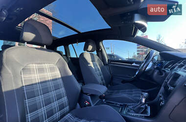 Универсал Volkswagen Golf 2015 в 