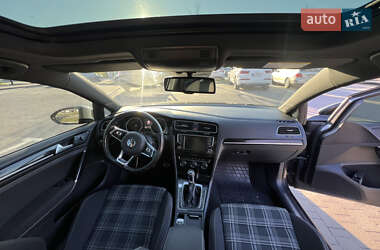 Универсал Volkswagen Golf 2015 в 